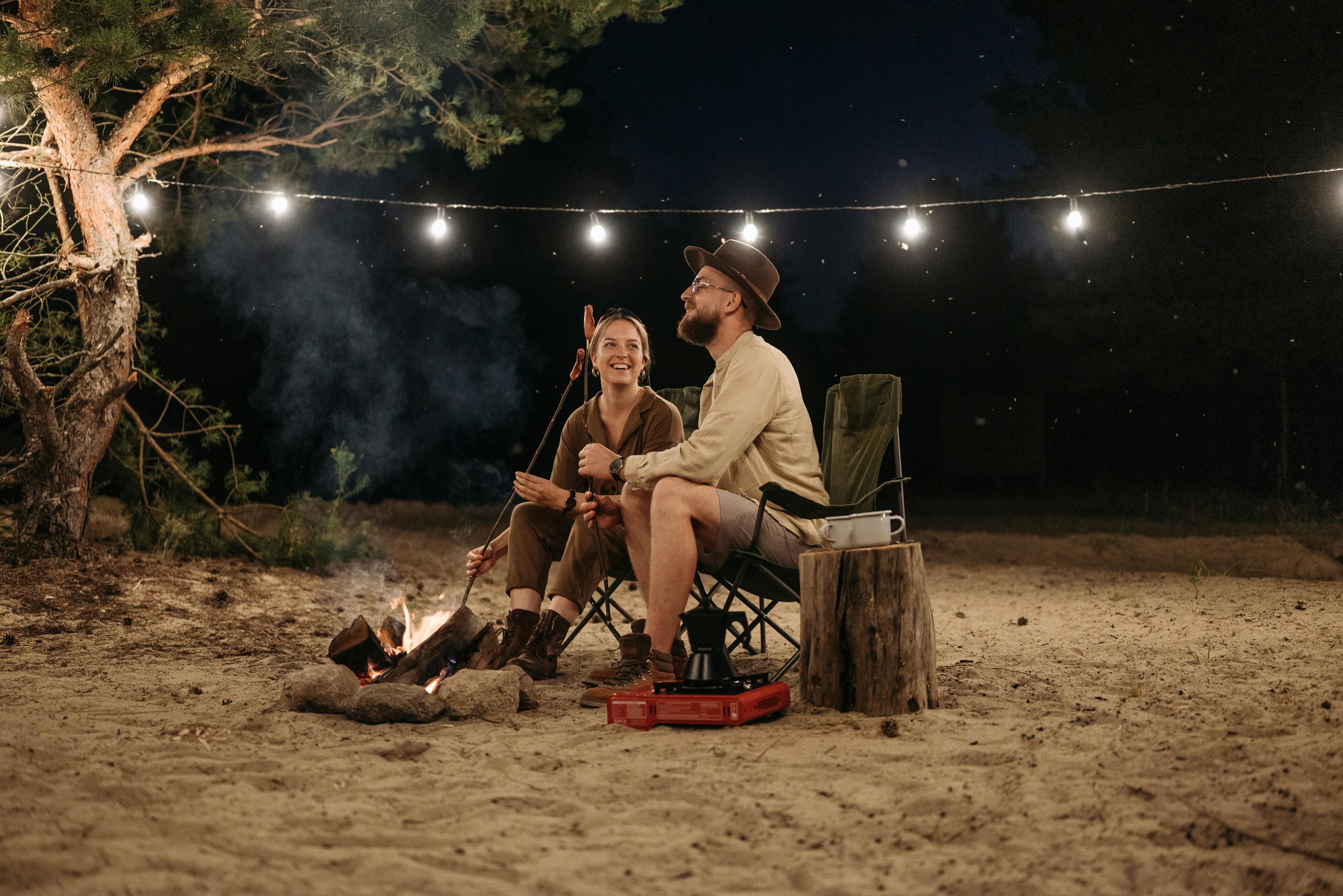 Amber and Juan, Promisora founders, in a moment of connection